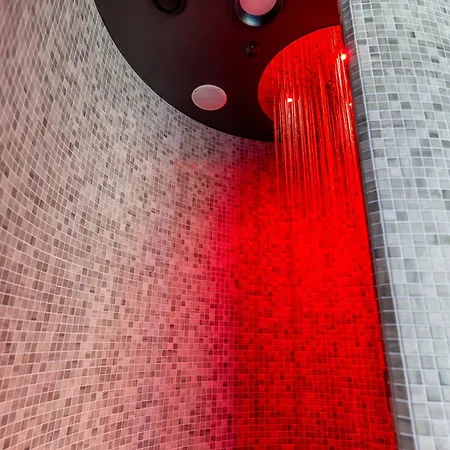Aparthotel Omega